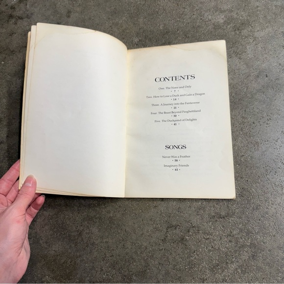 Vintage 1982 Puff & the Incredible Mr. Nobody Storybook Romeo Muller TV Special - Picture 5 of 9